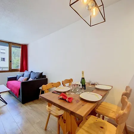 Chamois De Chamonix, Confortable 2 Pieces, Balcon, Parking Gratuit