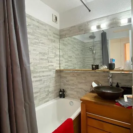 Chamois De Chamonix, Confortable 2 Pieces, Balcon, Parking Gratuit